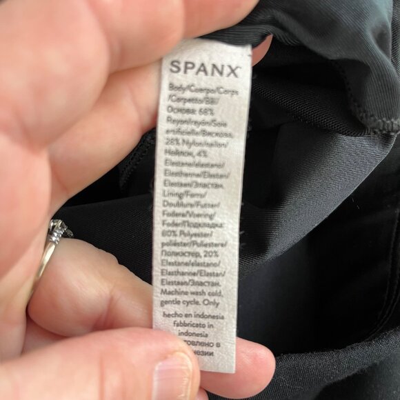 Spanx Women's Black Split-Hem Pants  Size‎ Large - Picture 5 of 6